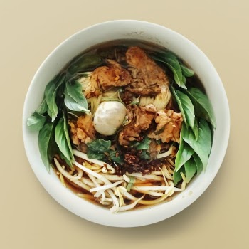 Noodle soup in a bowl, | Free PSD - rawpixel