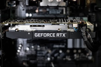 Nvidia RTX 2060
