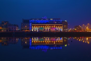          O2 Dublin Reflection Free Photo     