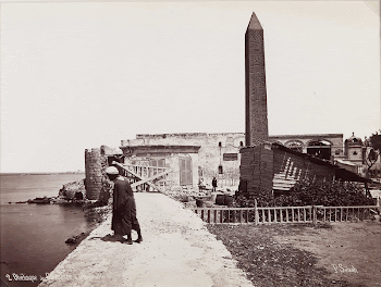 Obélisque de Cleopatre à Alexandrie. | Free Photo - rawpixel