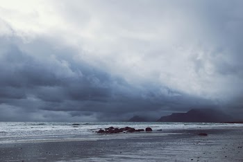 Ocean Under Gray Cloudy Sky