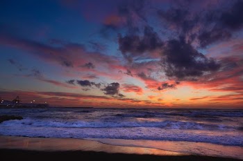 ocean waves near seashore during golden hour