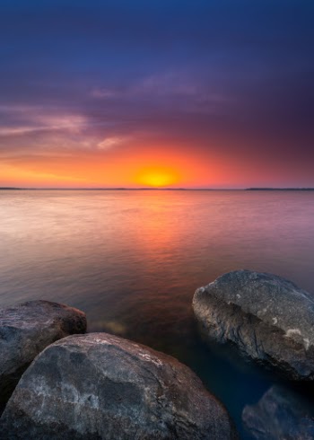 Of Light & Rocks