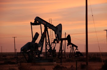 OilPumps031107.jpg