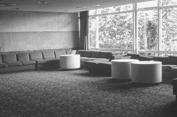 Old abandoned office, waiting room | Free Photo - rawpixel