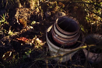 Old clay flower pots 3