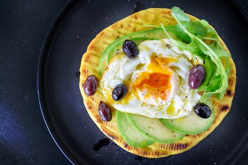 Omelette With Beans Toppings