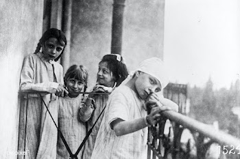 On the balcony at Evian ARC hospital. Anaemic children from Paris disp.. | Free public domain photo - 2301116