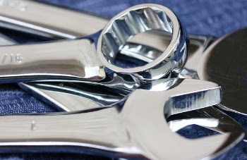 Open Ended and Ring Spanners.JPG