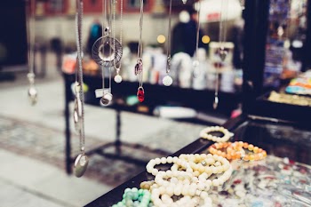 Outdoors jewelry display