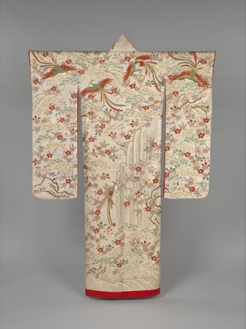 Over Robe (Uchikake) with Long-Tailed | Free Photo - rawpixel
