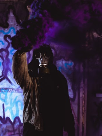 Painting the air purple with a smoke grenade.