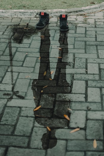 Pair of Black High-top Shoes Close-up Photography