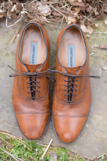 Pair of Brown Johnston Murphy Leather Cap Toe Oxford Shoes