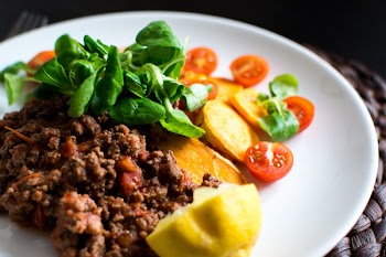 Paleo ground beef with vegetables 