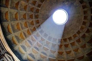pantheon_light.jpg