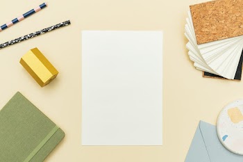 Paper with pastel stationery | Free stock photo | High Resolution image