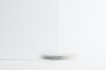 Pattern glass product backdrop with stand | Free stock photo | High Resolution image