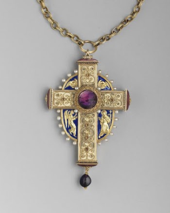 Pectoral cross | Free Photo - rawpixel