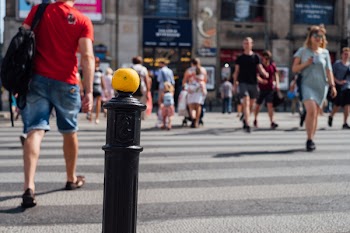 Pedestrian crossing 2