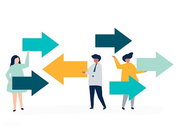 People carrying arrows in the opposite direct.. | Free stock vector - 479446