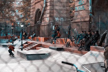 people watching on skate park