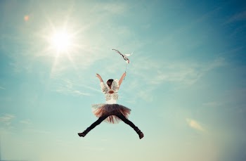 Person Jumping Photo
