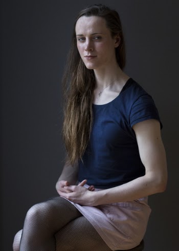 Person Wearing Blue Scoop-neck Shirt