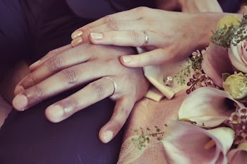 Person Wearing Silver-colored Ring