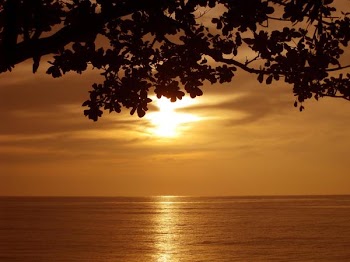 Philippine sunset in sepia.jpg