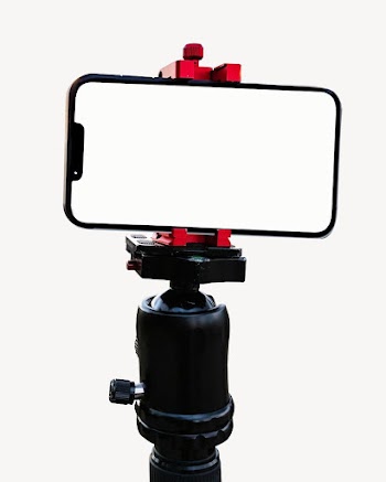 Phone on tripod isolated image | Free Photo - rawpixel