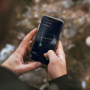 Phone screen mockup, man hands, | Free PSD Mockup - rawpixel