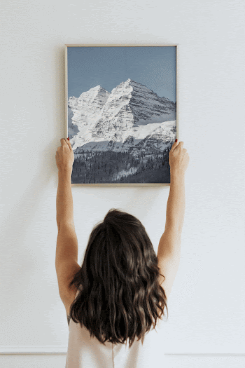 Photo frame mockup, woman decorating | Free PSD Mockup - rawpixel