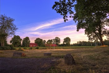 Photo of Barn during Dusk