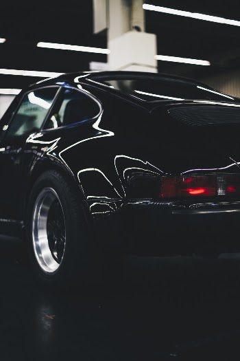 Photo of Black Porsche