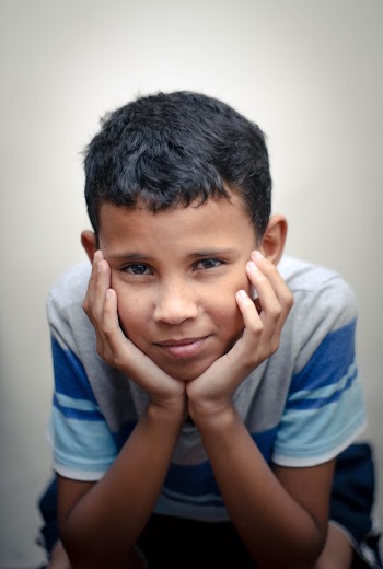 Photo Of Boy Wearing Grey Shirt 