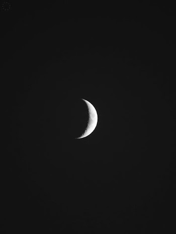 photo of crescent moon