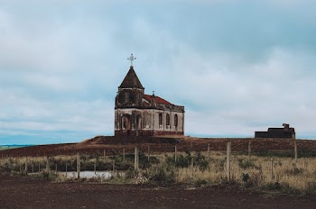 Photo of Gray and Maroon Cathedral