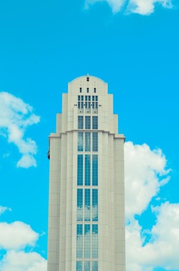 photo of high-rise building
