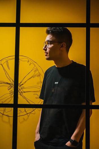 Photo Of Man Wearing Black Shirt