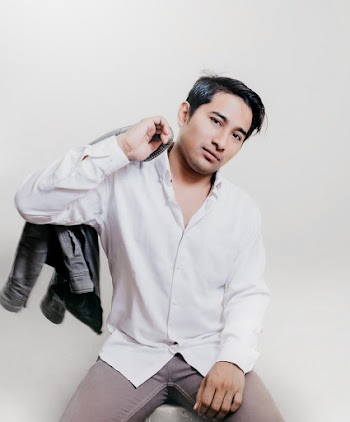 Photo Of Man Wearing White Long Sleeves