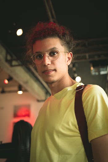Photo Of Man Wearing Yellow Shirt