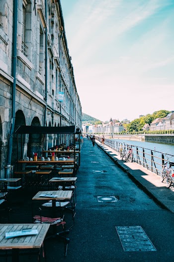 Photo of Restaurant on Riverside