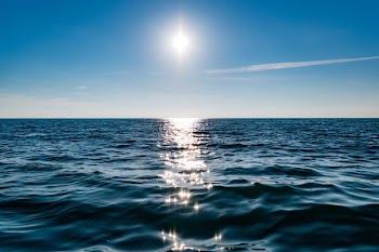 photo of sea during daytime