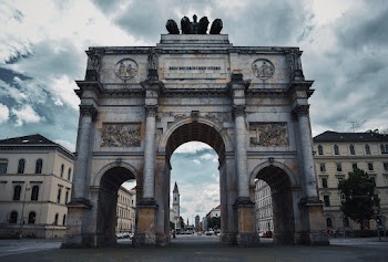 Photo of The Siegestor in Munich, Germany