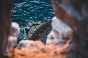 Photo of Water Near Rock