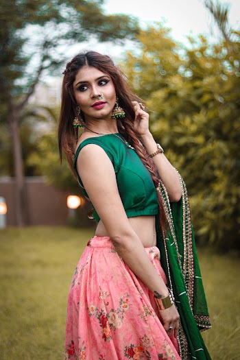 Photo Of Woman Wearing Green Sari Dress