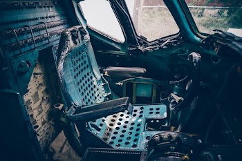 photography of plane dock