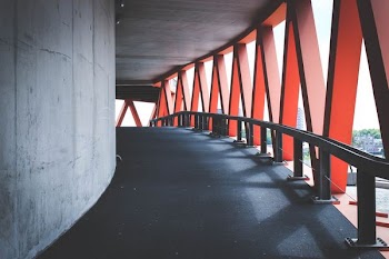 photography of under bridge