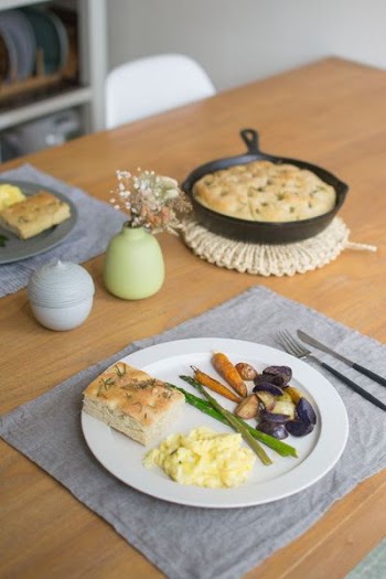 pie and egg